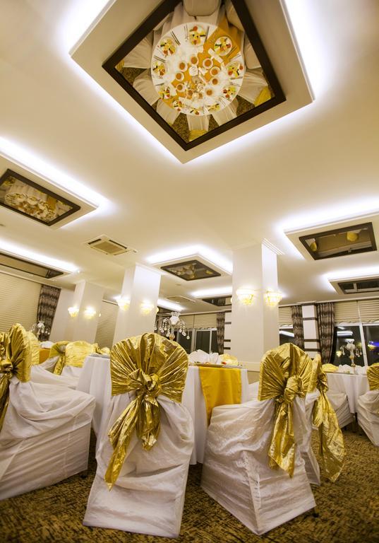 Cukurova Erten Hotel Adana Esterno foto